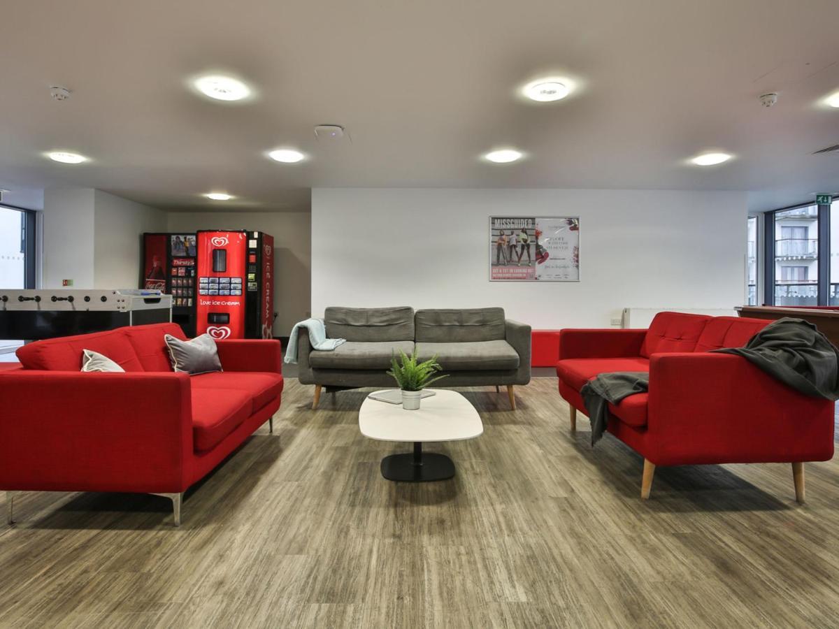 Sterling Court In Wembley Apartment Londra Exterior foto