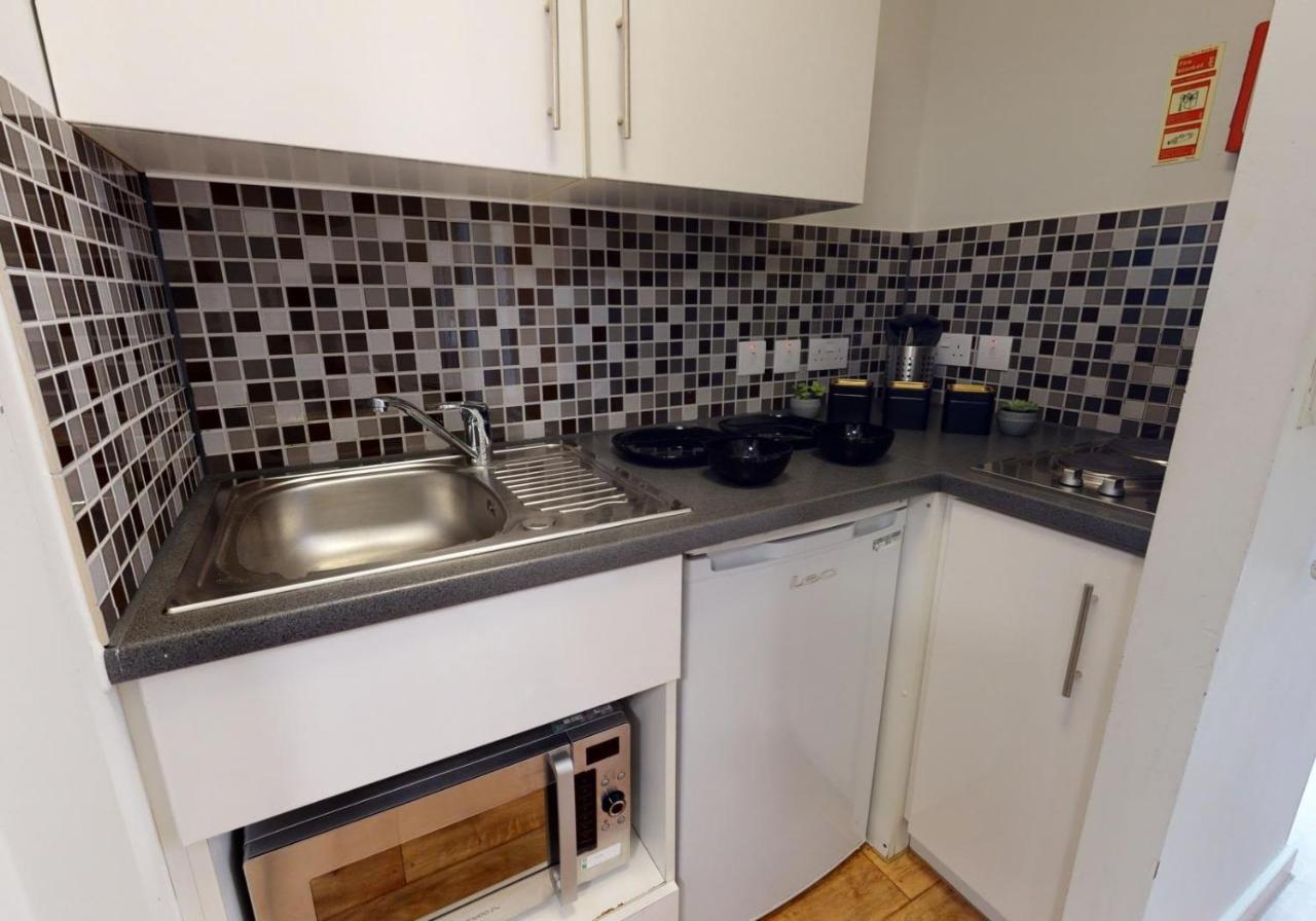 Sterling Court In Wembley Apartment Londra Exterior foto